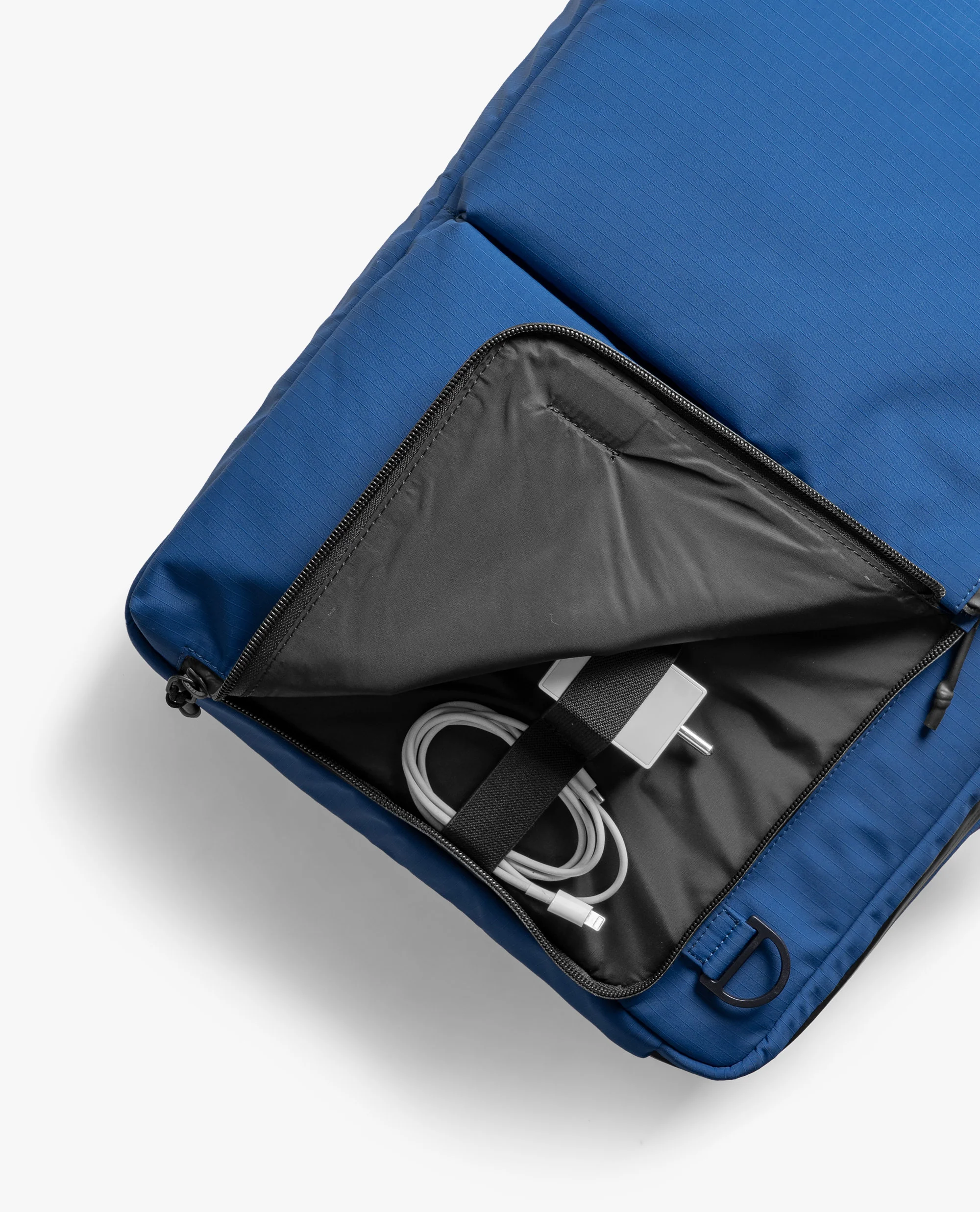 Pivot Meridian Convertible Briefpack - Image 4